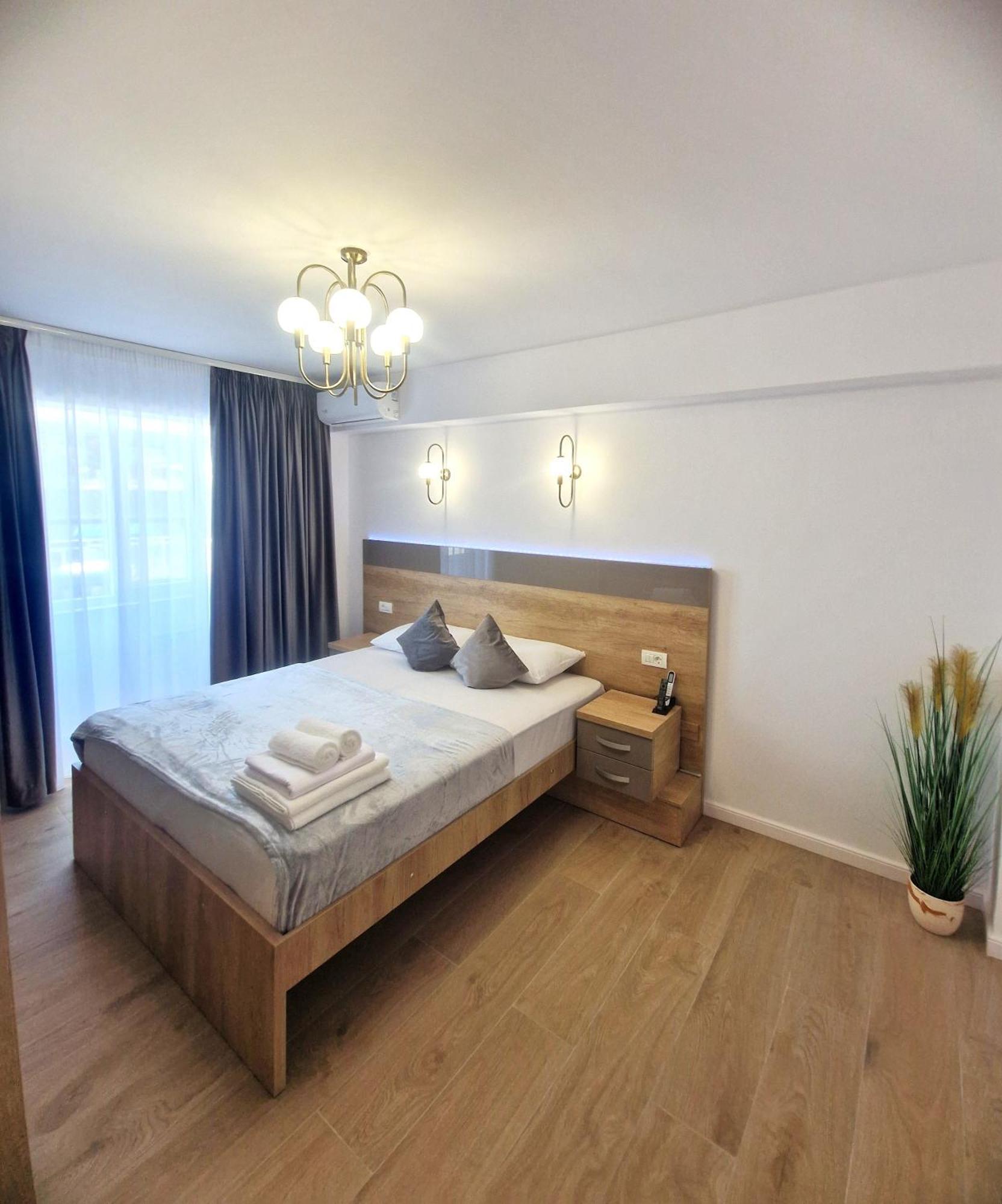 Ultracentral Luxury Apartament Curtea de Argeş Exterior foto